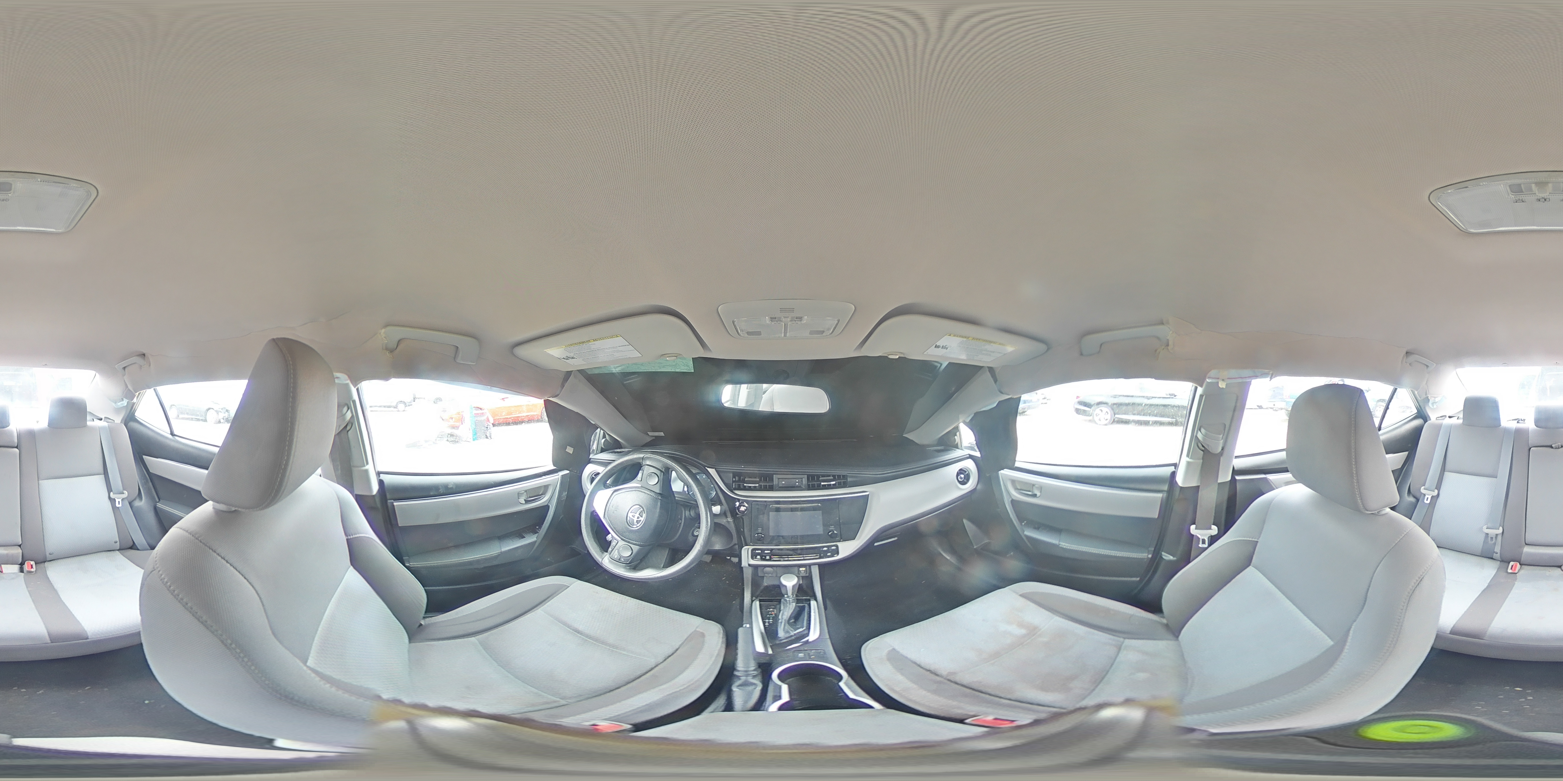 2018 Toyota Corolla - Image 12