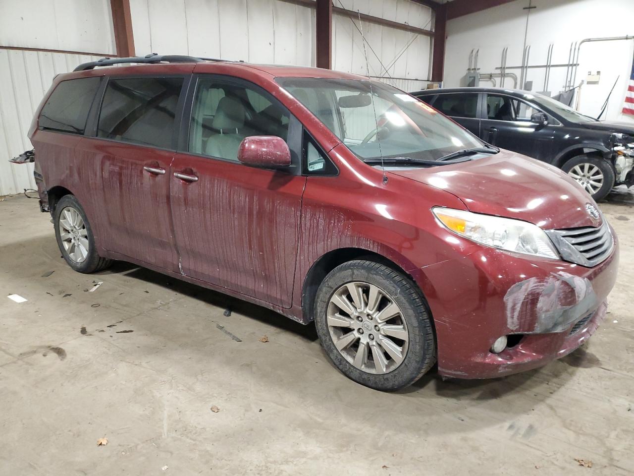 2014 Toyota Sienna - Image 4