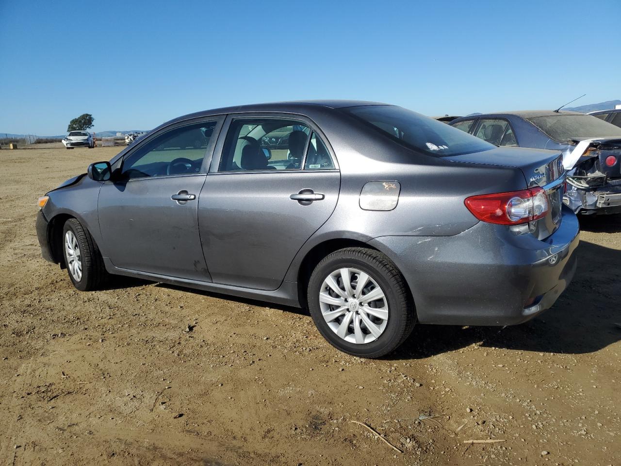 VIN 5YFBU4EE5DP174490 2013 TOYOTA COROLLA no.2