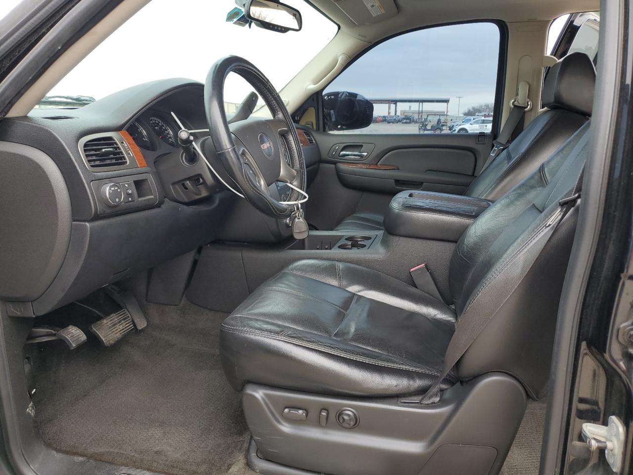 2007 GMC Yukon - Image 7