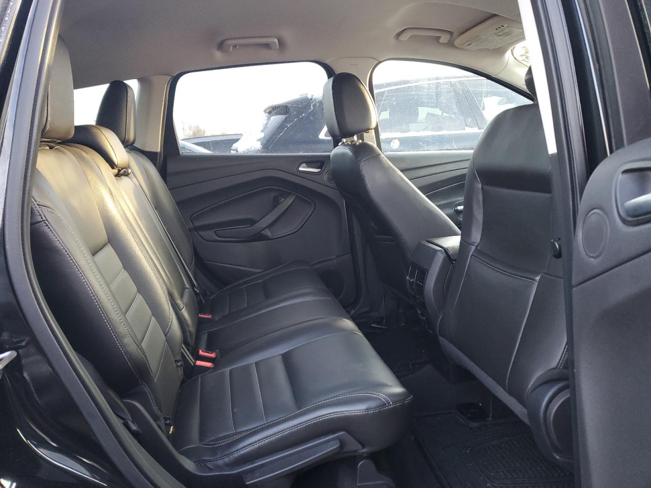 2014 Ford Escape - Image 11