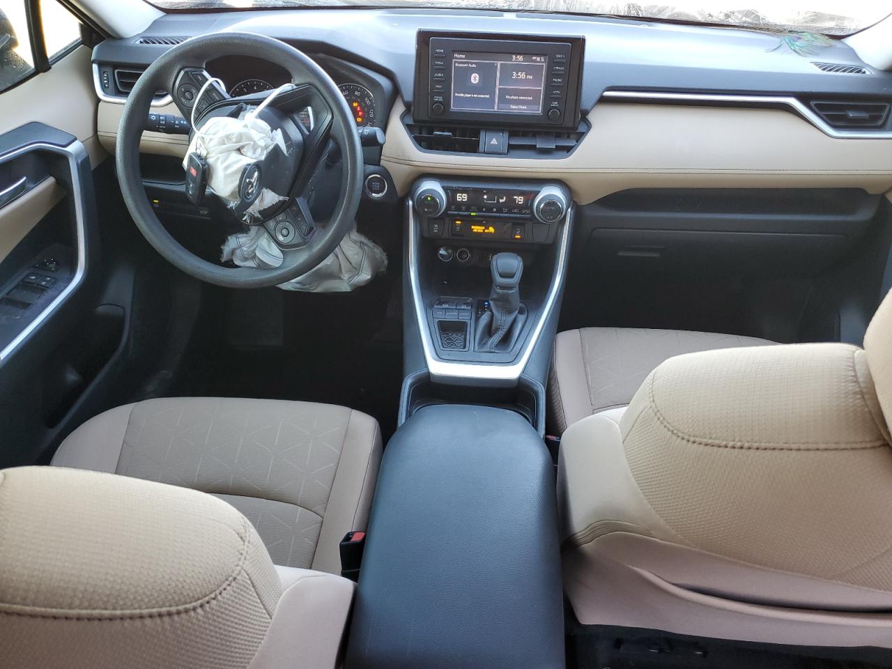 2019 Toyota RAV 4 - Image 8