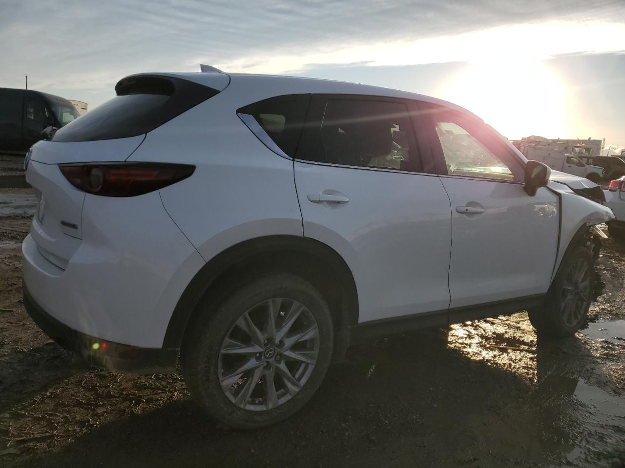 2020 Mazda CX-5 - Image 3