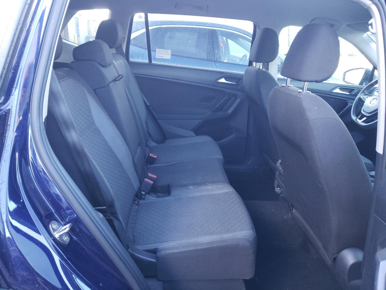 2021 Volkswagen Tiguan - Image 10