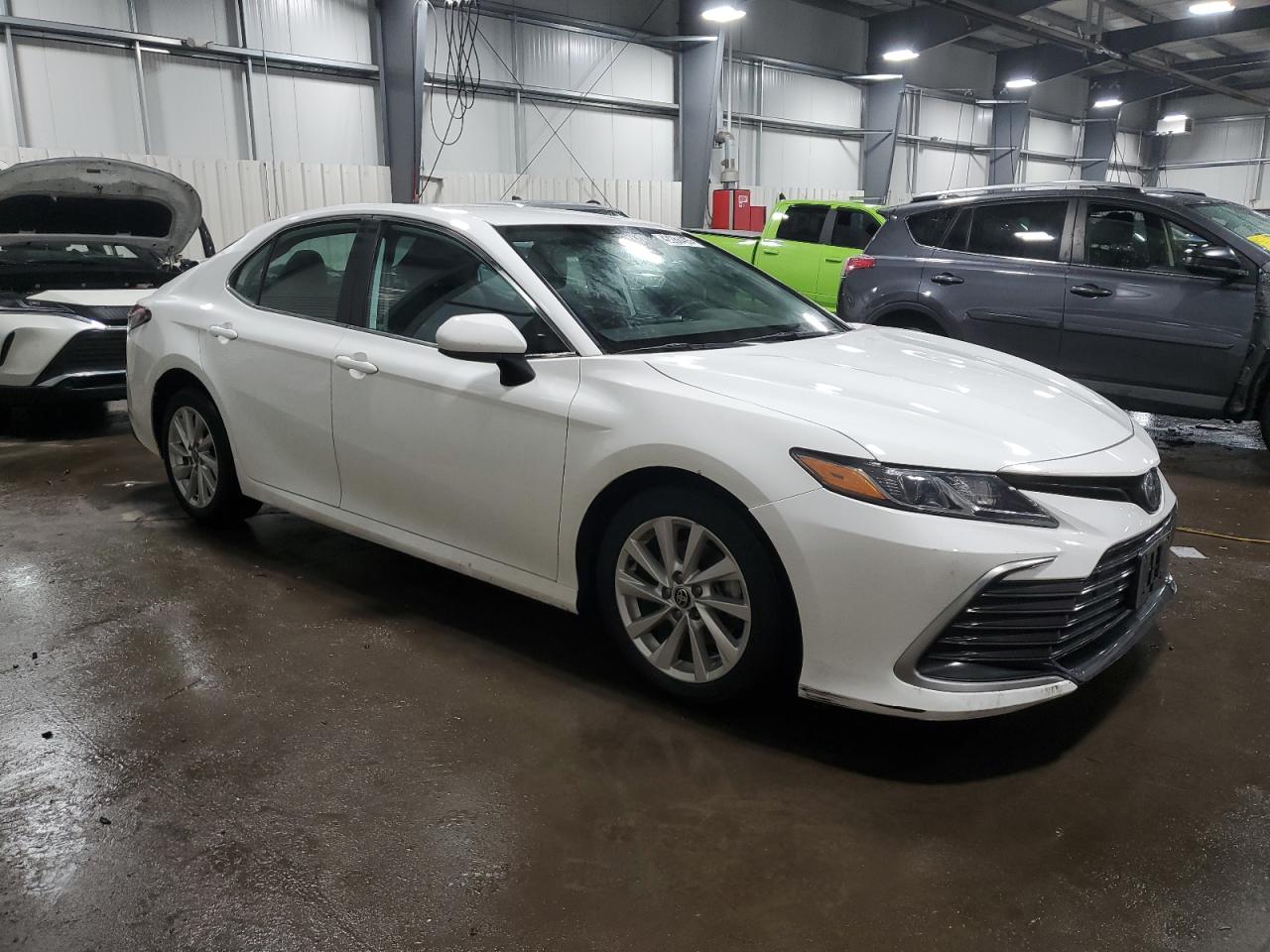 2022 Toyota Camry - Image 4