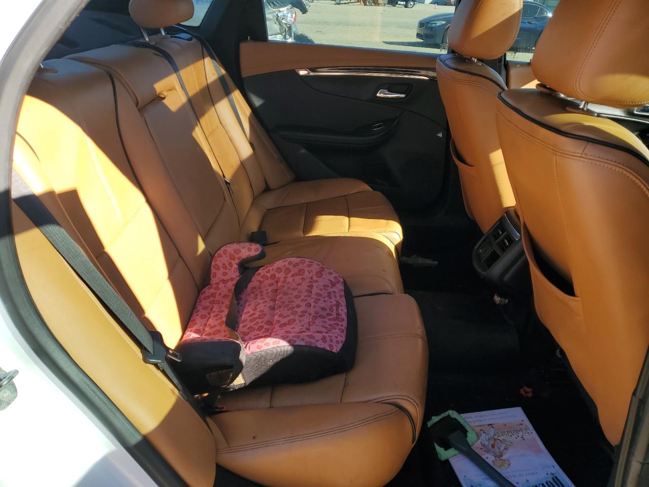2015 Chevrolet Impala - Image 11