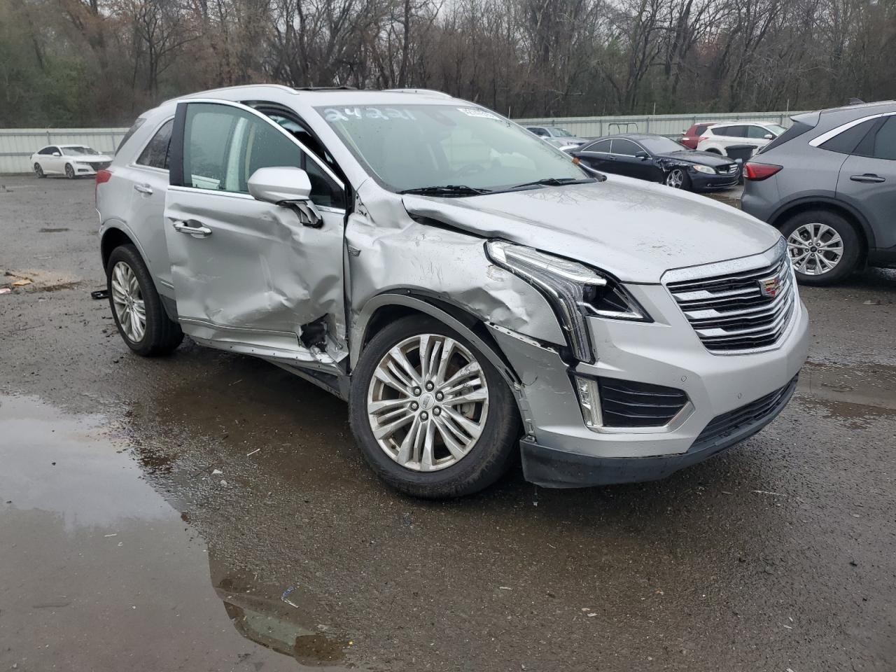 2019 Cadillac XT5 - Image 4