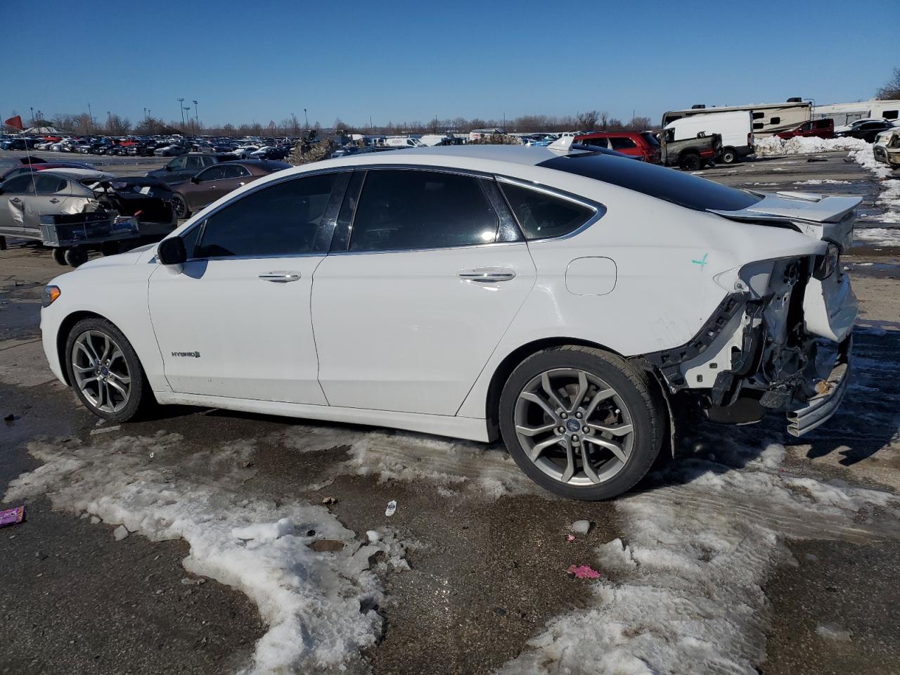 2019 Ford Fusion - Image 2