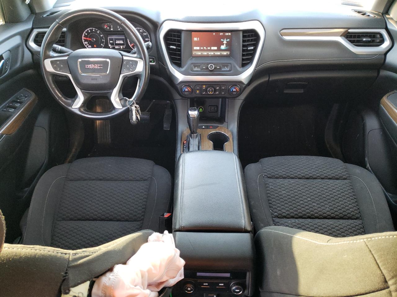 2019 GMC Acadia - Image 8