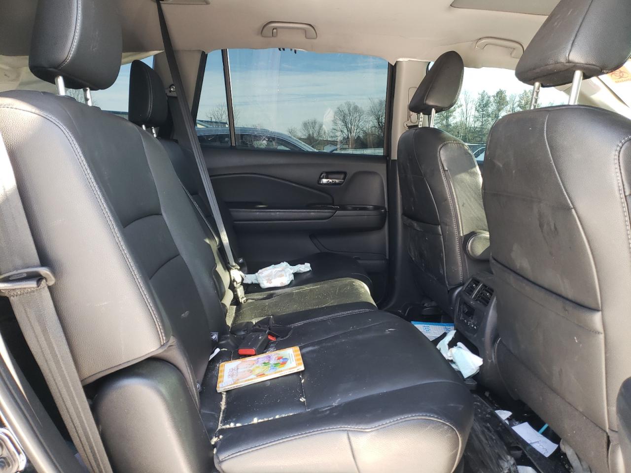 2016 Honda Pilot - Image 12