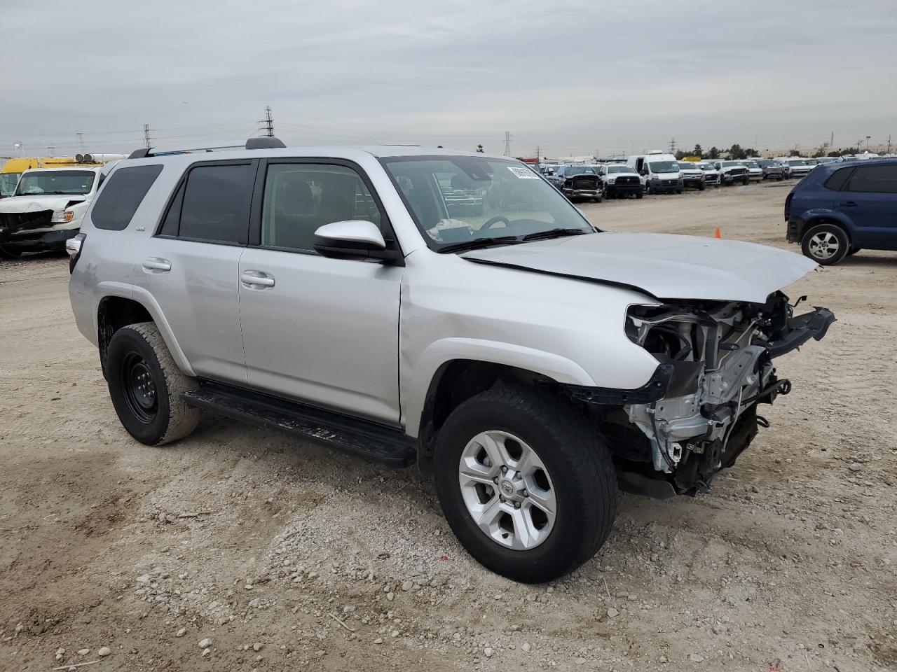 VIN JTEMU5JR2P6143177 2023 TOYOTA 4RUNNER SE no.4