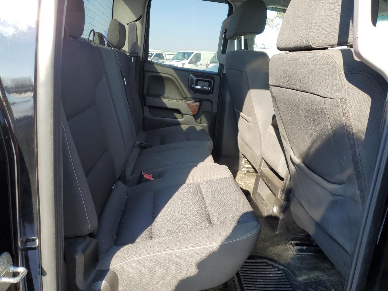 2017 GMC Sierra - Image 10