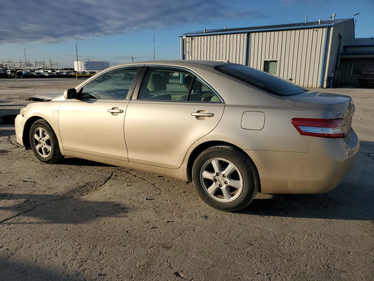 2010 Toyota Camry - Image 2