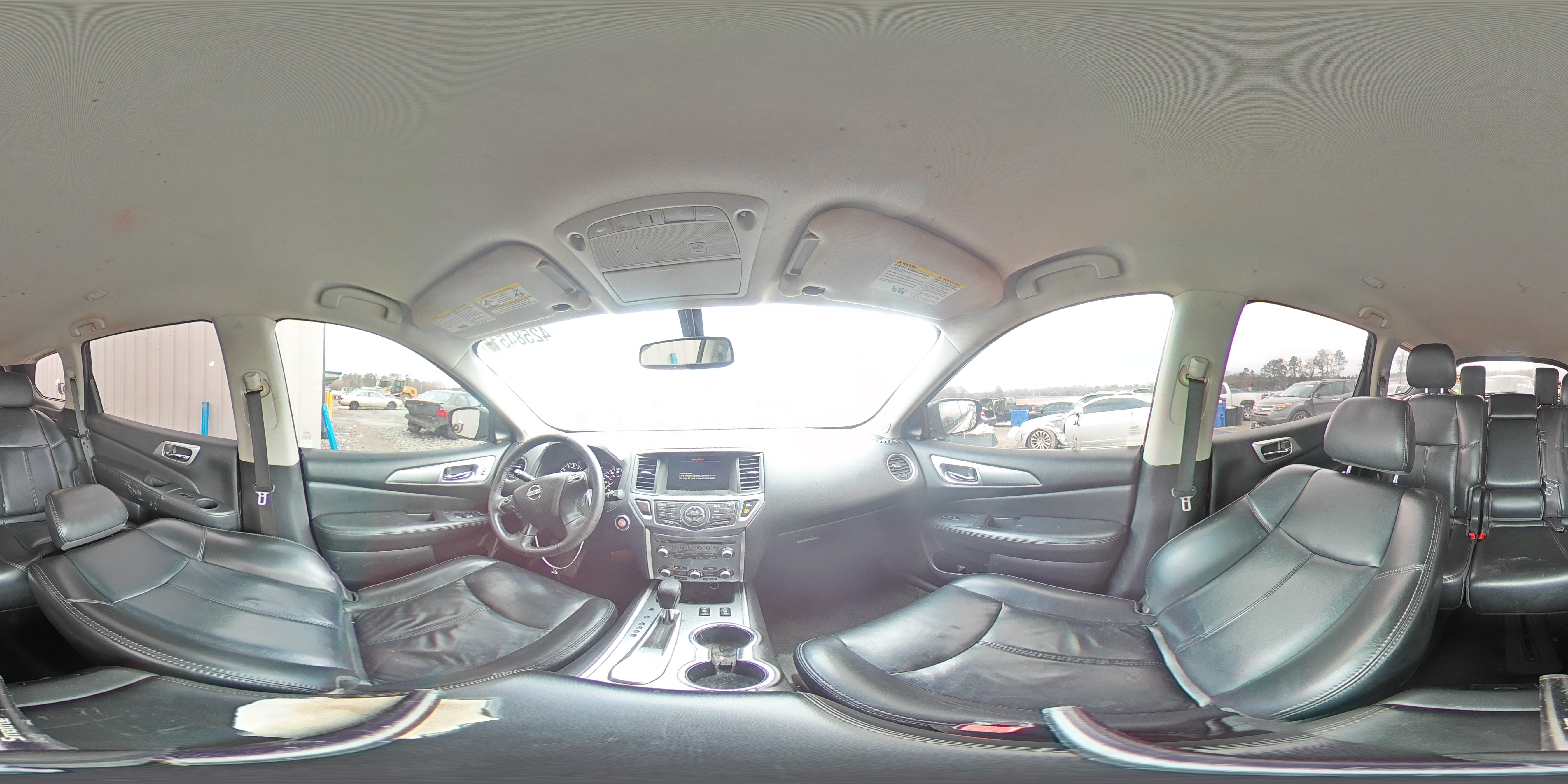 2017 Nissan Pathfinder - Image 15