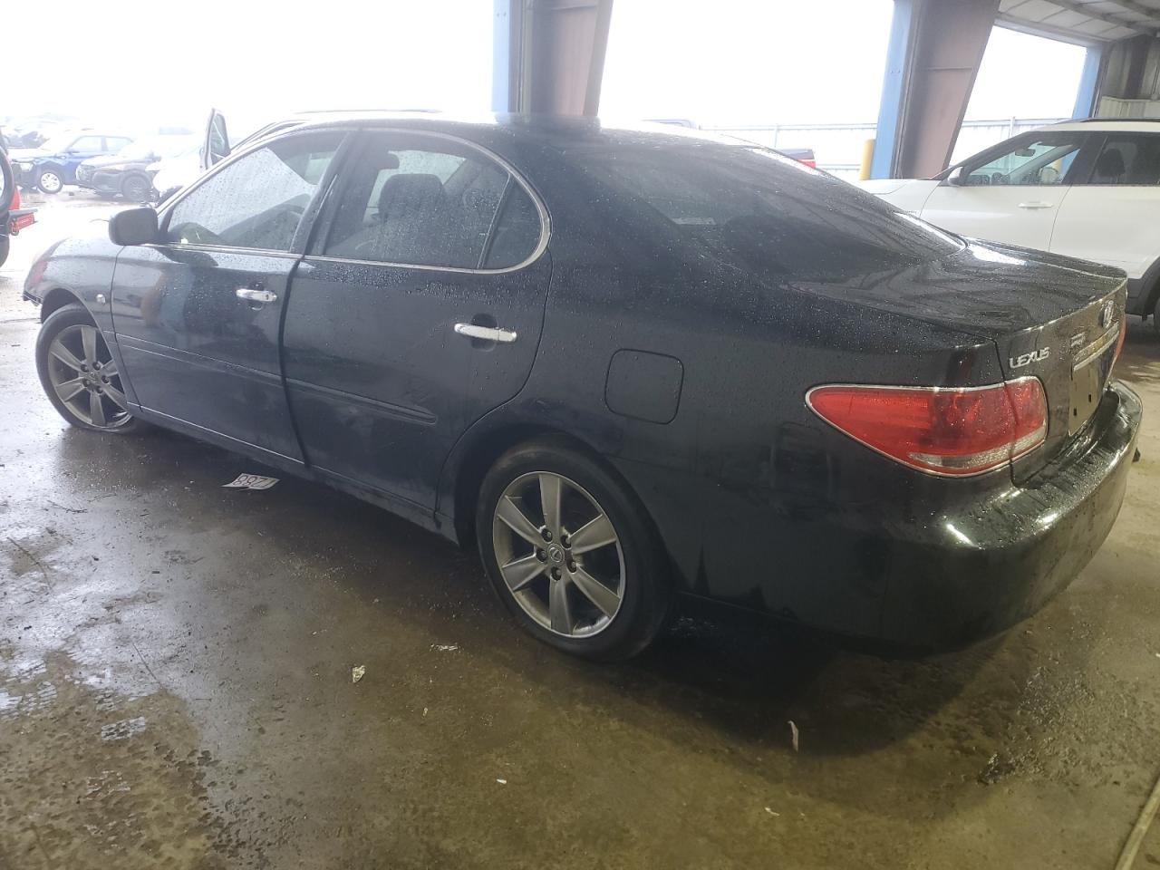 2006 Lexus ES - Image 2