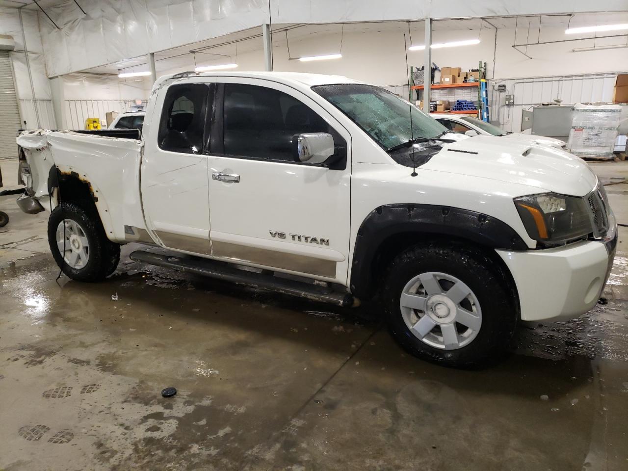 2005 Nissan Titan - Image 4