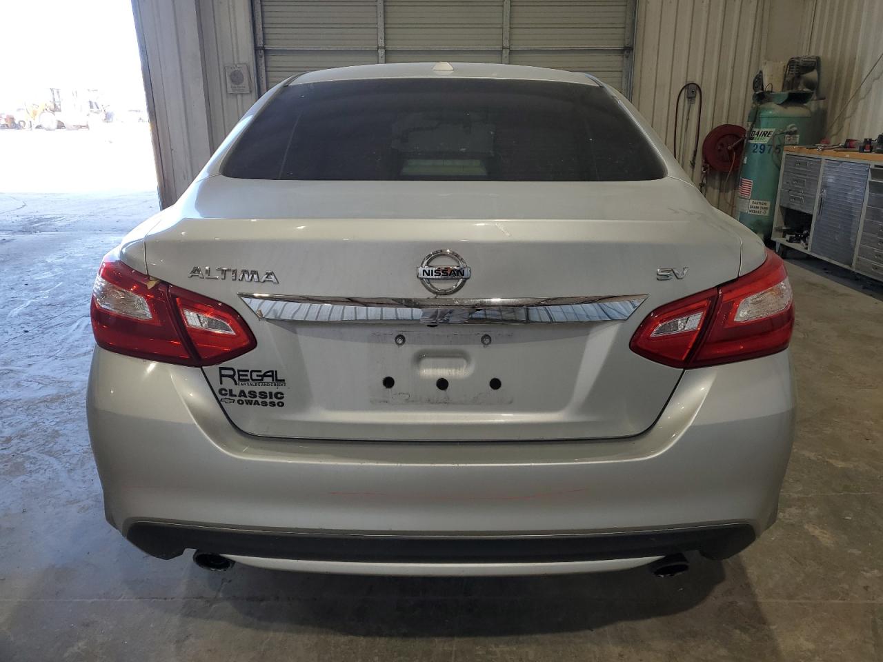 2017 Nissan Altima - Image 6