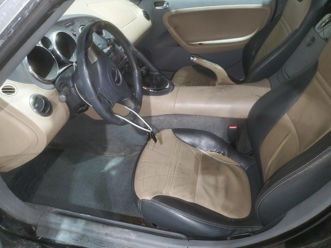 2006 Pontiac Solstice - Image 7