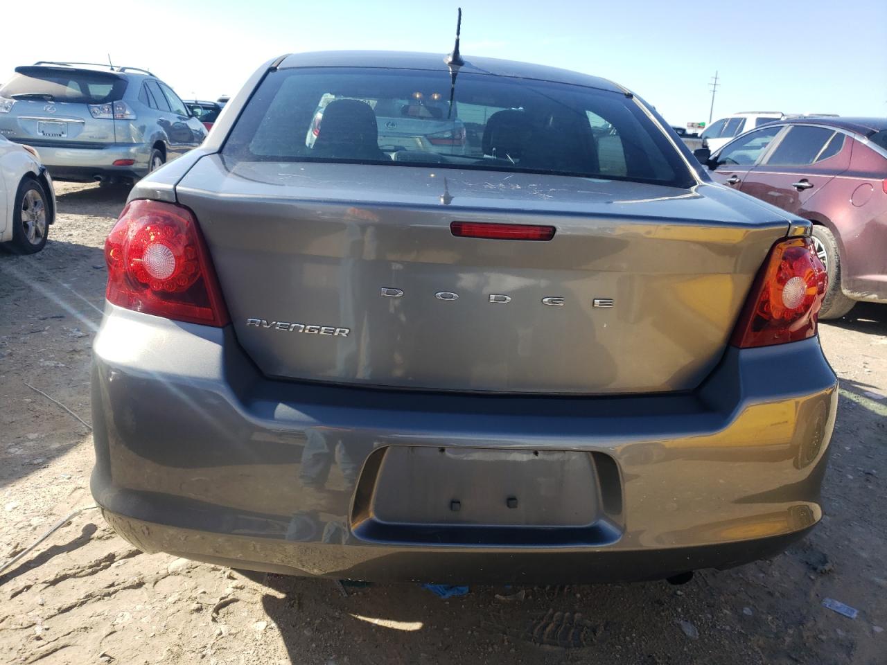 2013 Dodge Avenger - Image 6