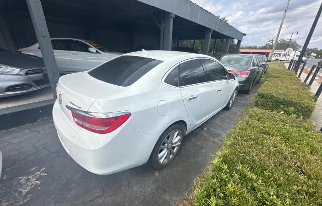 Sedans BUICK VERANO 2014 Biały