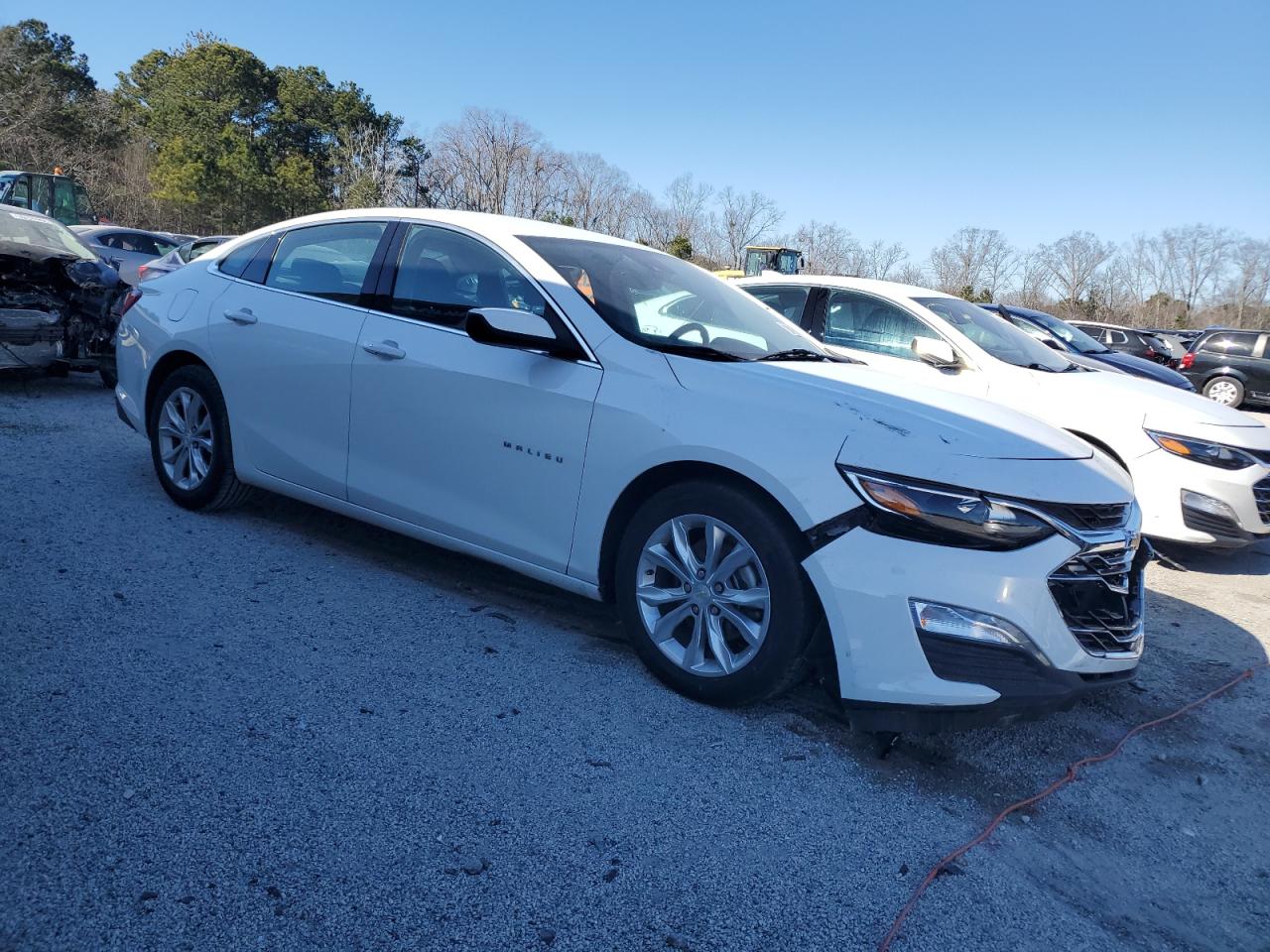 2023 Chevrolet Malibu - Image 4