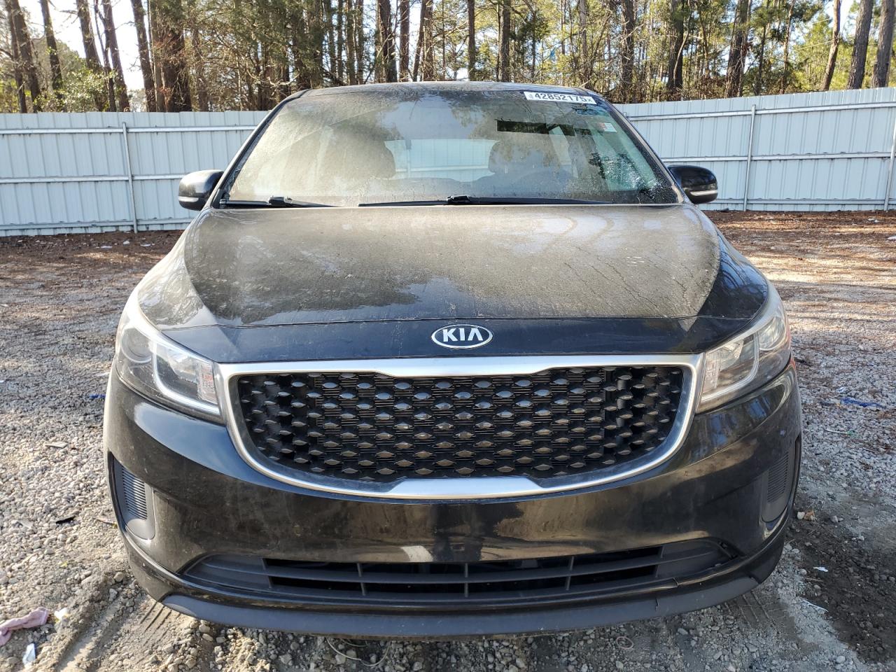 2017 Kia Sedona - Image 5