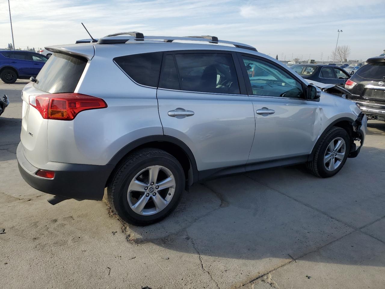 2015 Toyota RAV 4 - Image 3
