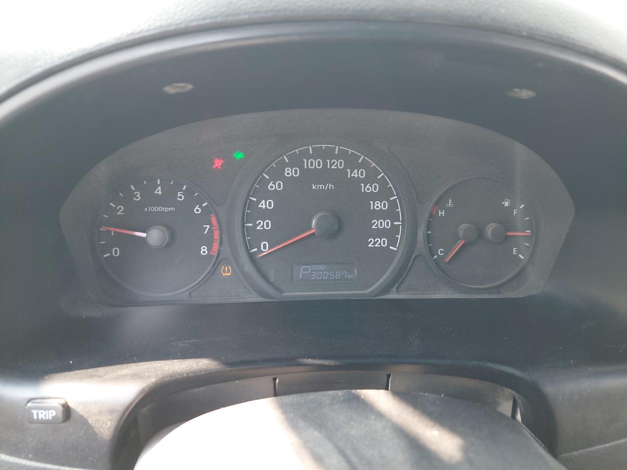 KMJWA37R6HU890600 - 2017 HYUNDAI H1 - #88565425
