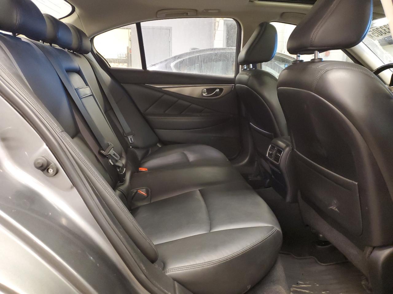 2017 Infiniti Q50 - Image 10