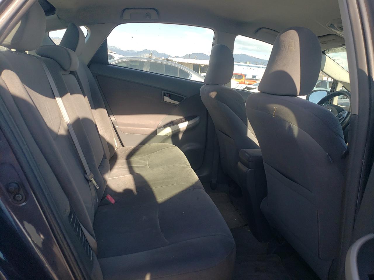 2010 Toyota Prius - Image 11
