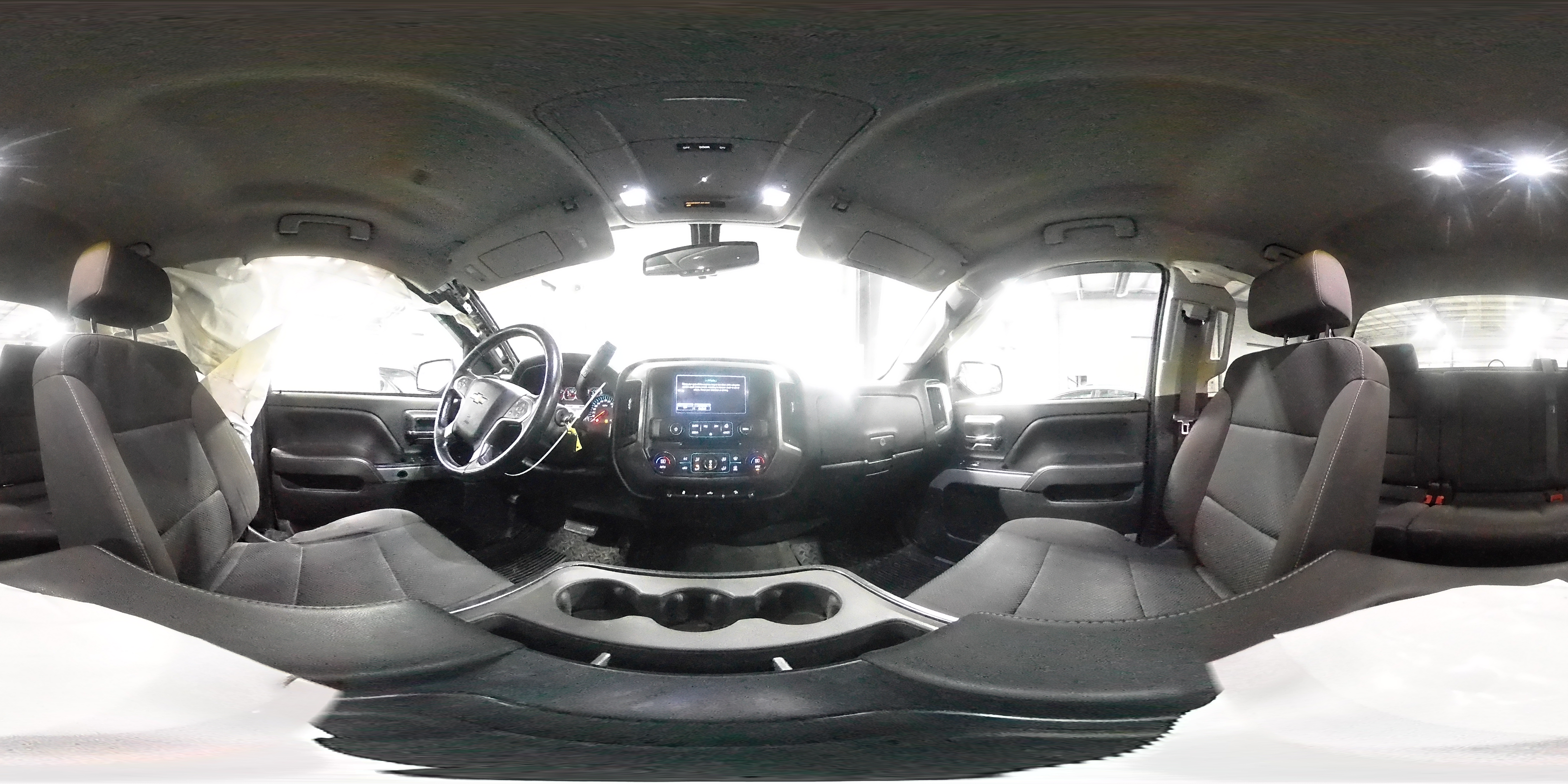 2018 Chevrolet Silverado - Image 14