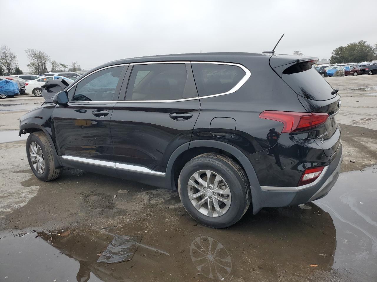 2020 Hyundai Santa Fe - Image 2