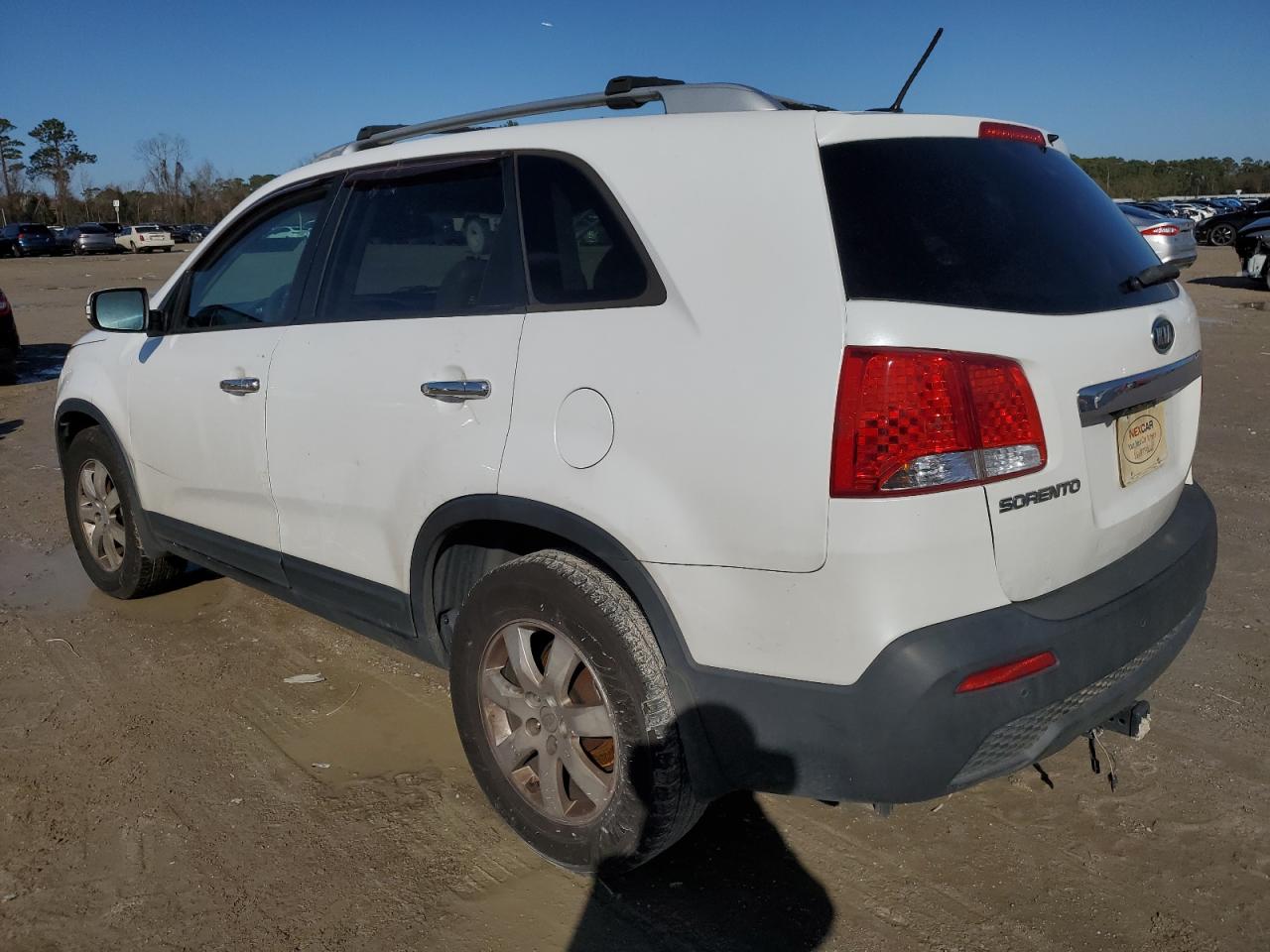 2011 Kia Sorento - Image 2