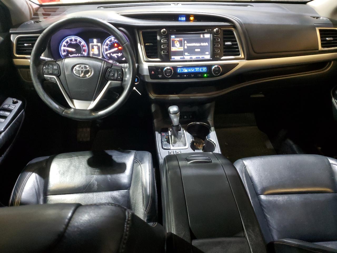 2014 Toyota Highlander - Image 8