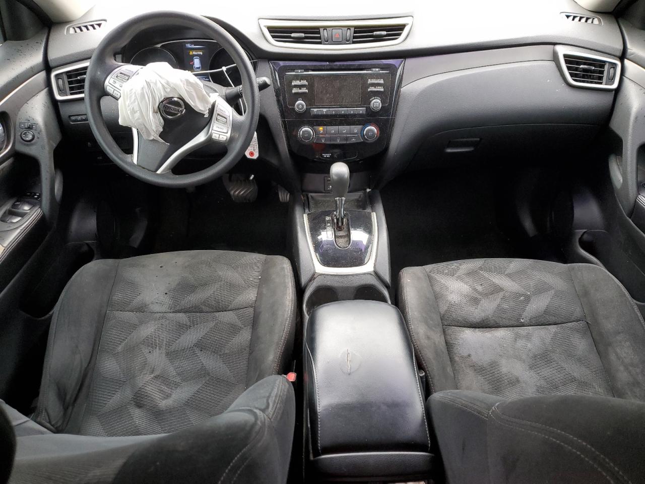 2016 Nissan Rogue - Image 8