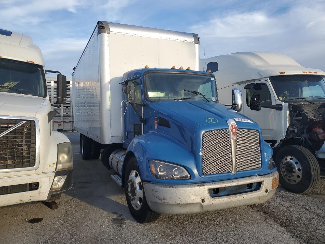 2012 Kenworth Construction T270 for Sale in Dyer, IN - All Over