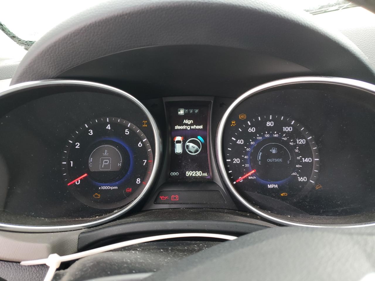 2016 Hyundai Santa Fe - Image 9