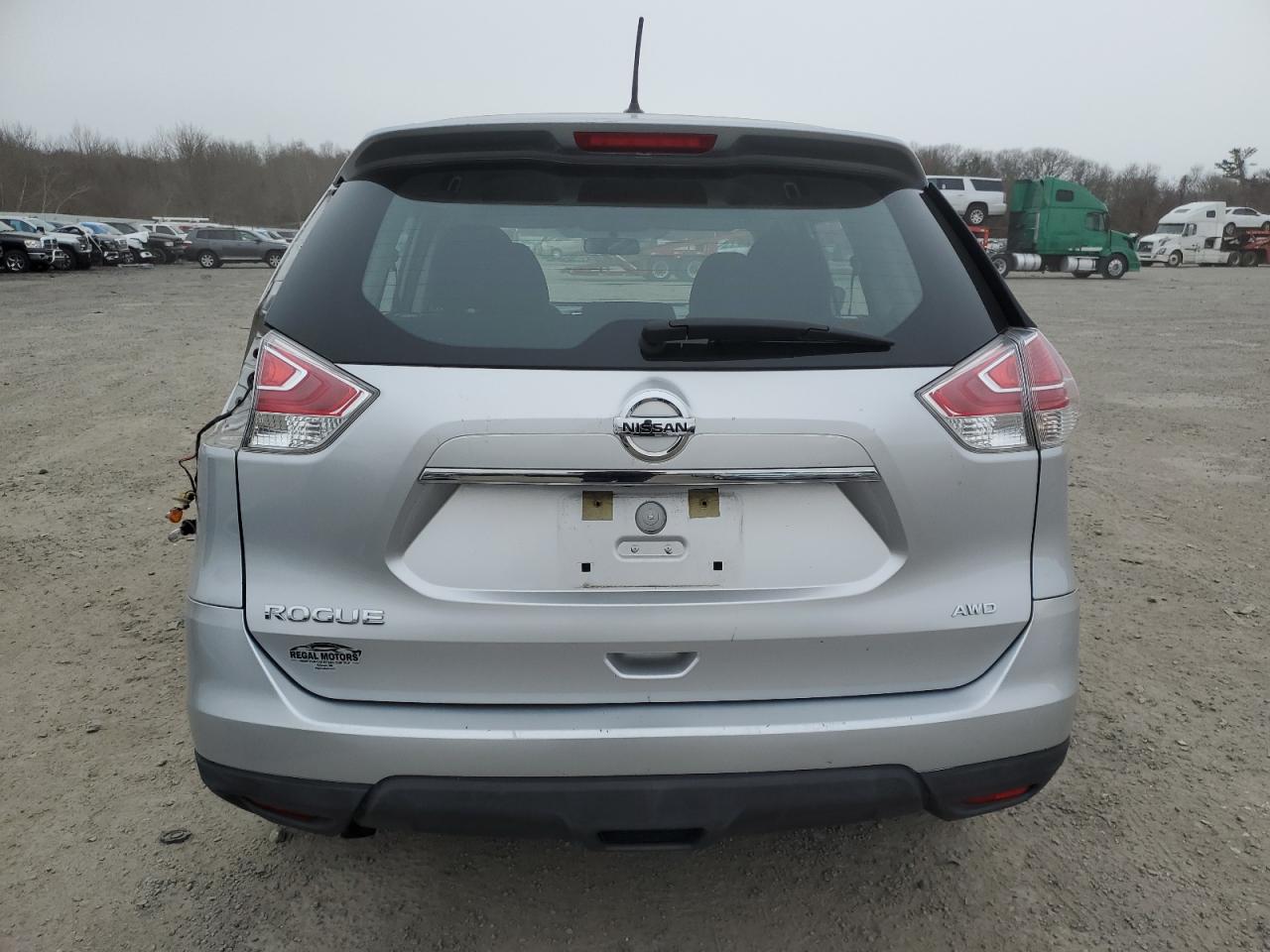 VIN KNMAT2MV7GP686973 2016 NISSAN ROGUE no.6