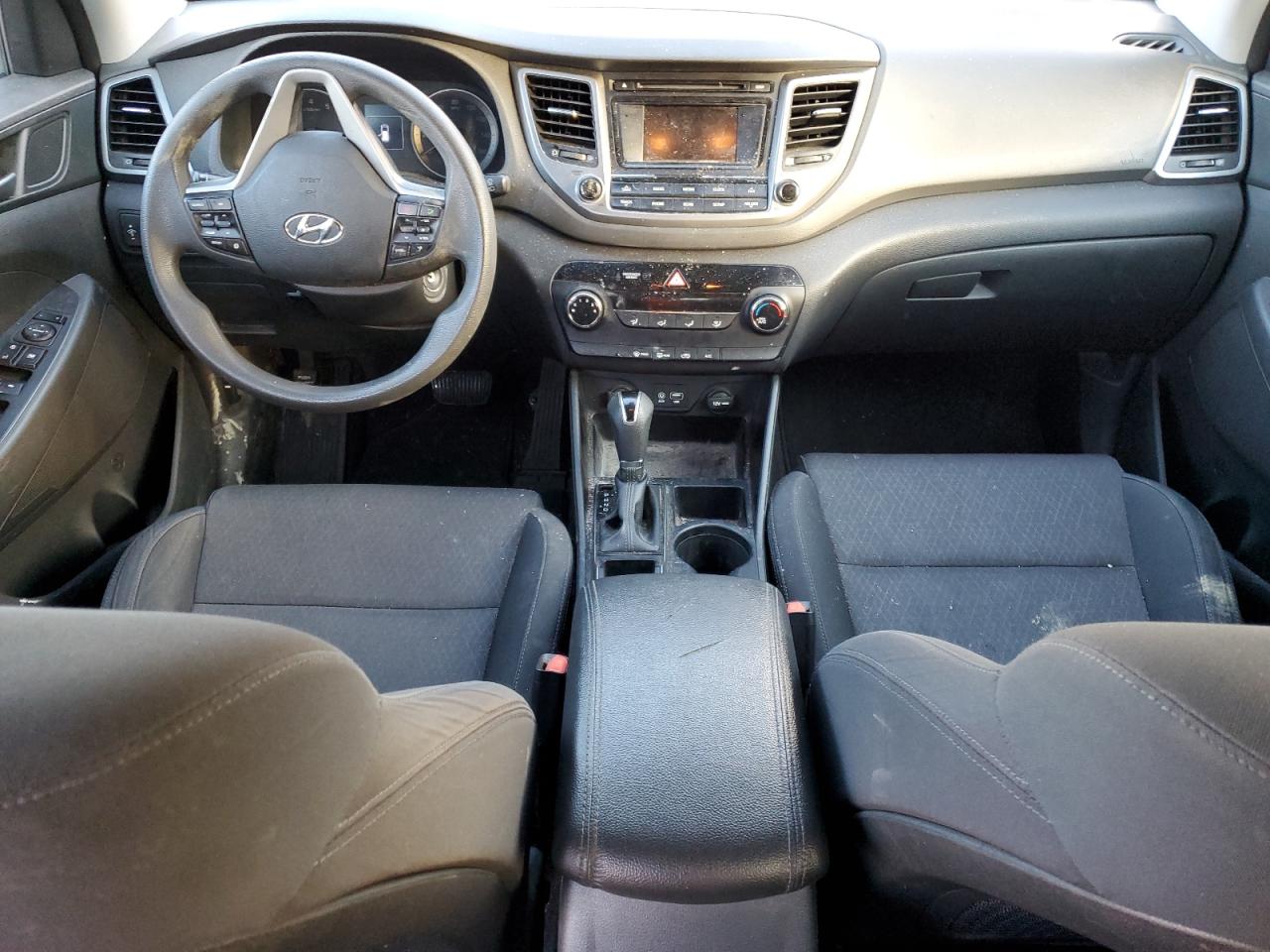 2017 Hyundai Tucson - Image 8