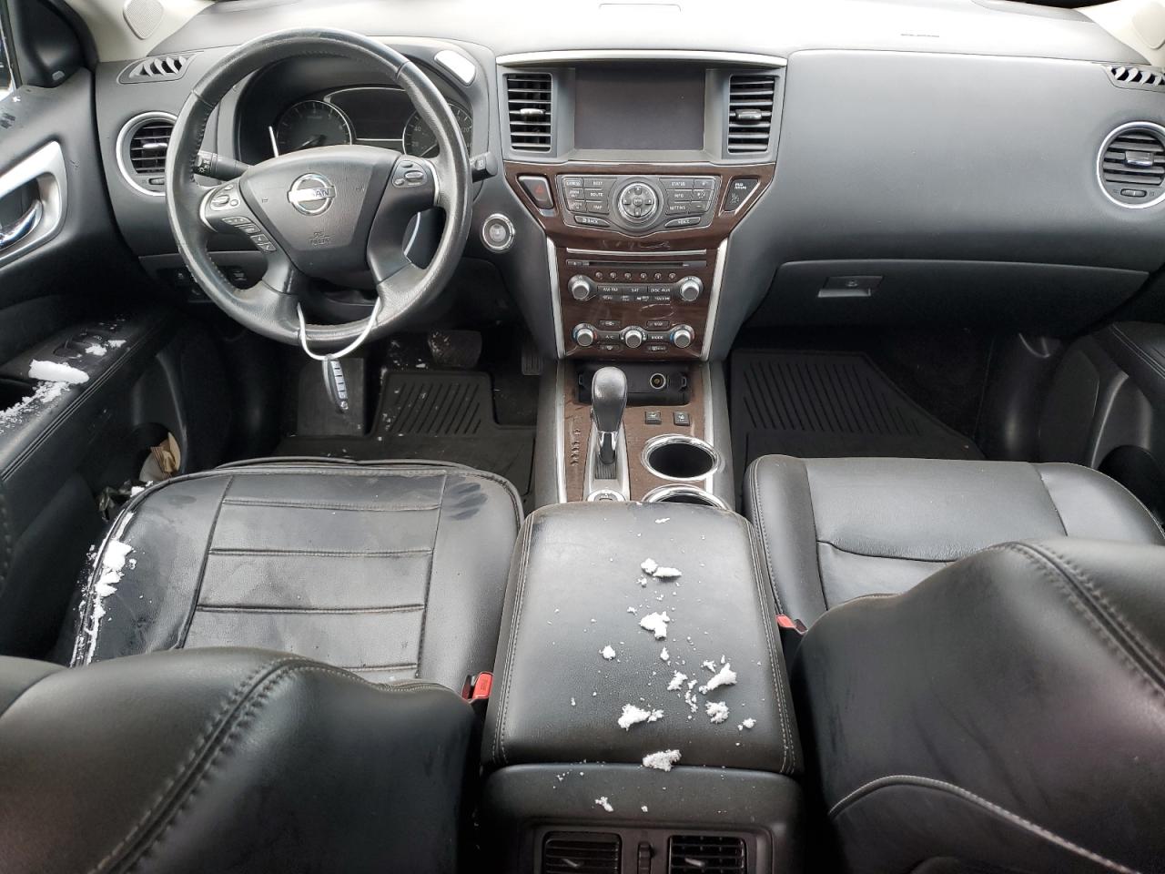2015 Nissan Pathfinder - Image 8