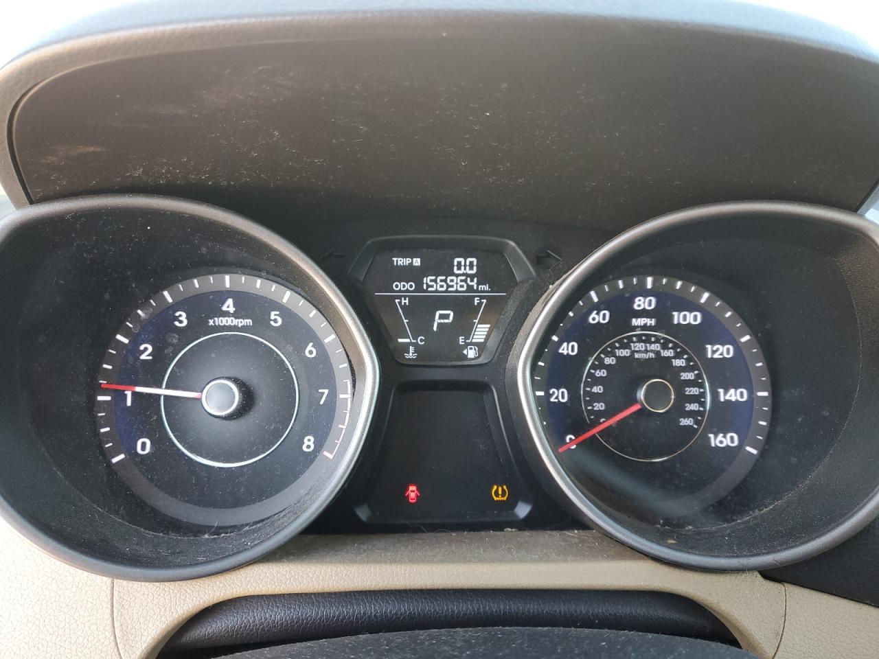 2013 Hyundai Elantra - Image 9