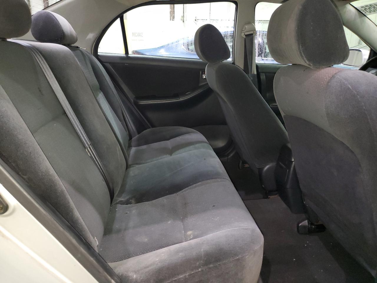 2003 Toyota Corolla - Image 10