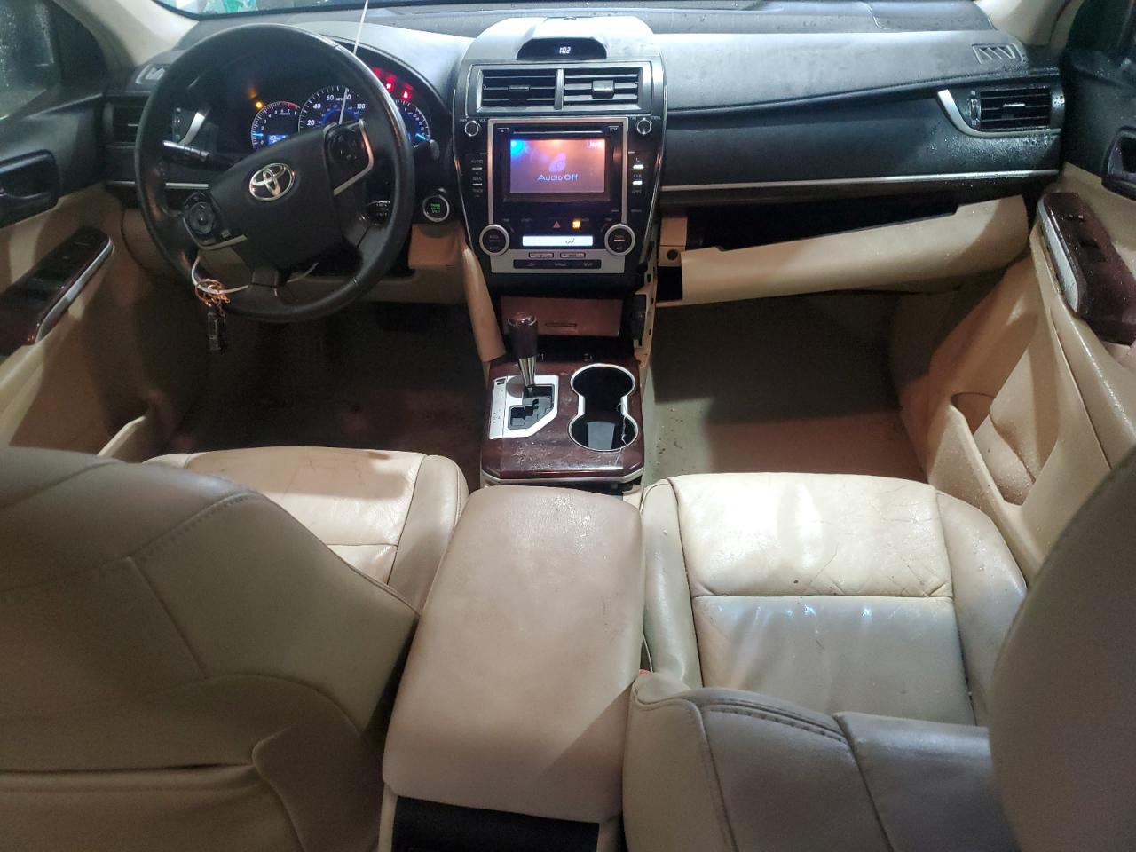 2012 Toyota Camry - Image 8