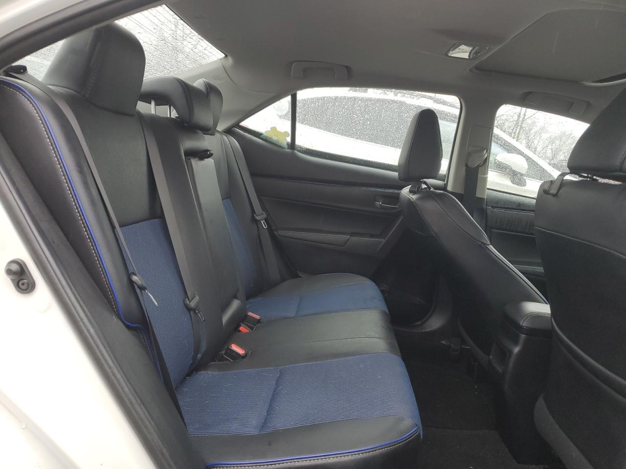 2018 Toyota Corolla - Image 10