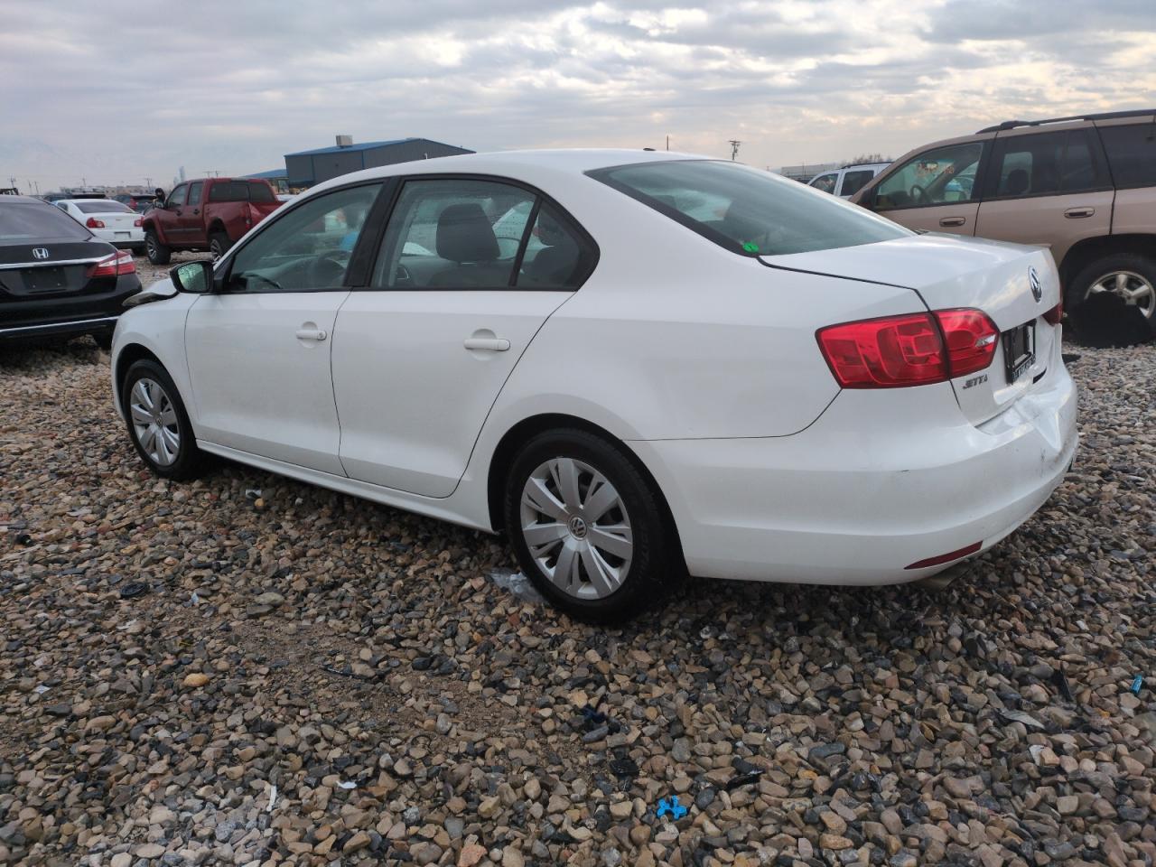2014 Volkswagen Jetta - Image 2
