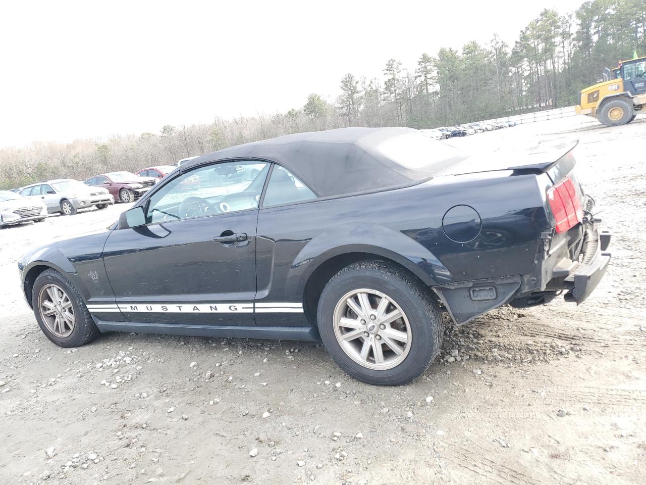 2009 Ford Mustang - Image 2