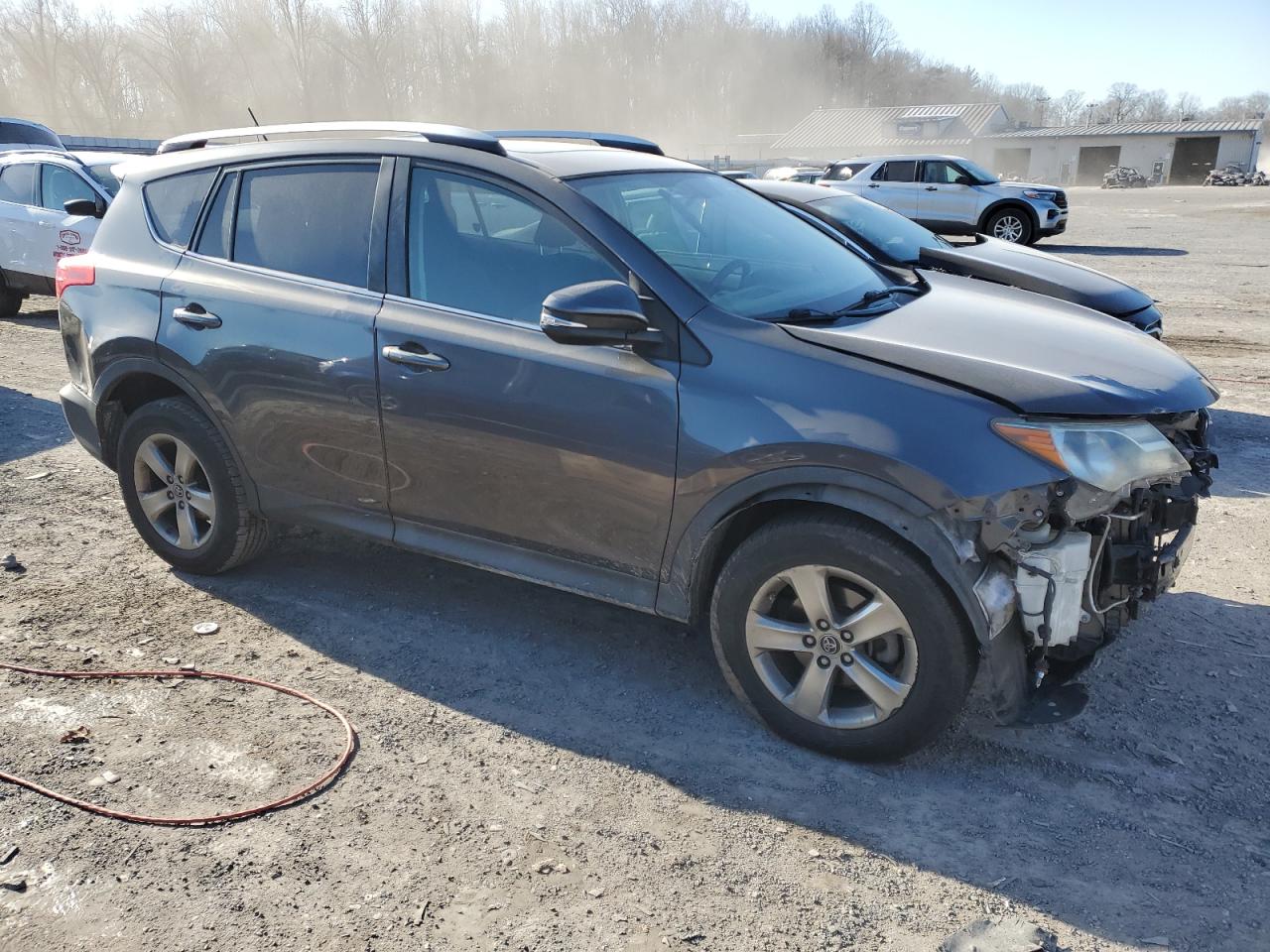 VIN 2T3RFREV5FW253625 2015 TOYOTA RAV4 no.4