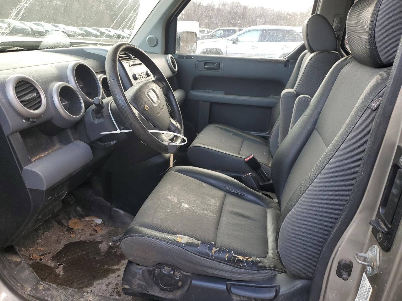 2004 Honda Element - Image 7