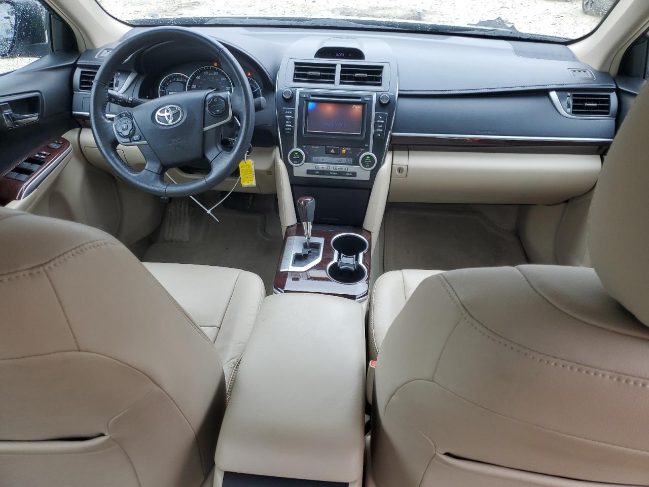 2014 Toyota Camry - Image 8