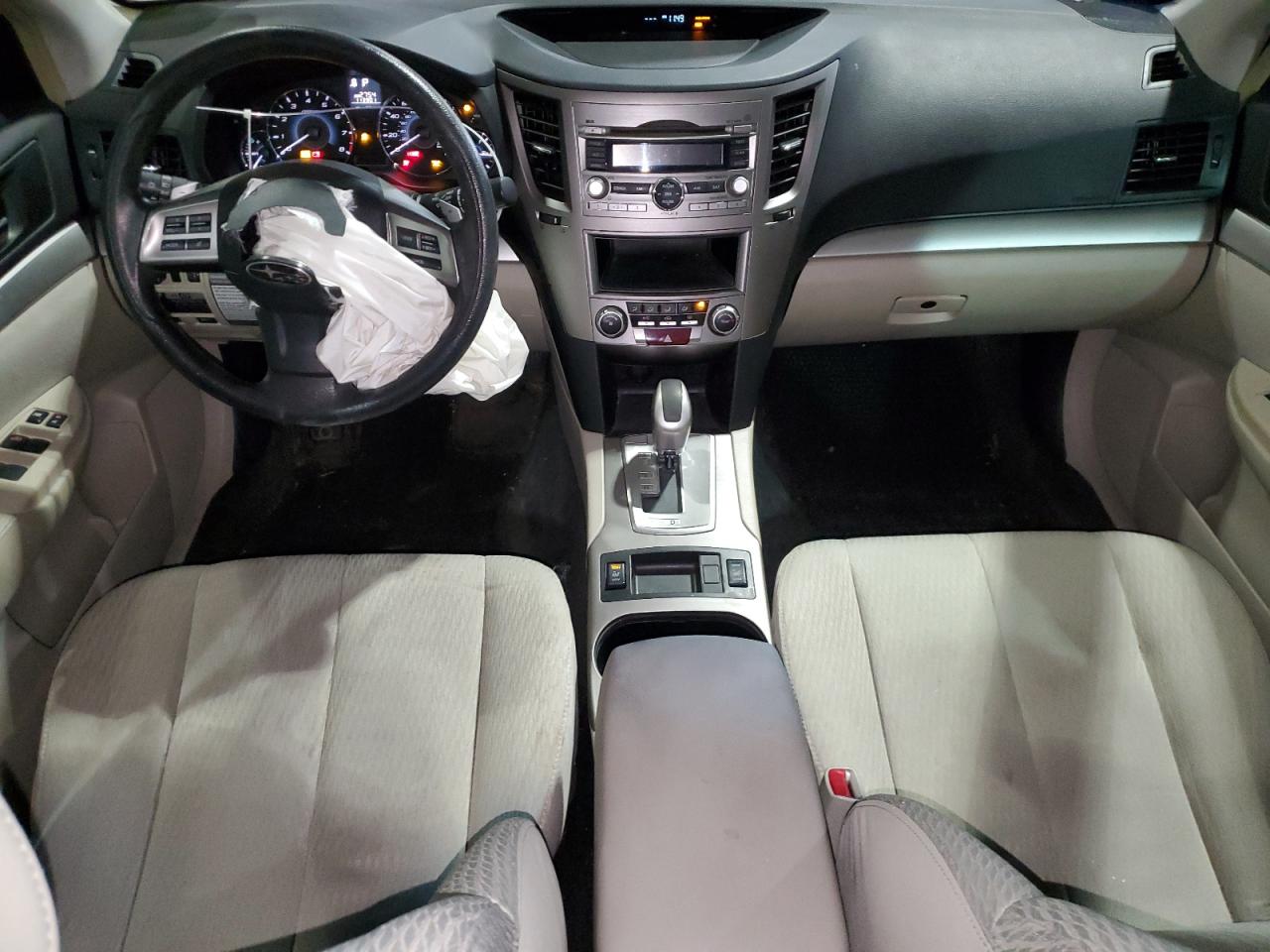 2012 Subaru Outback - Image 8
